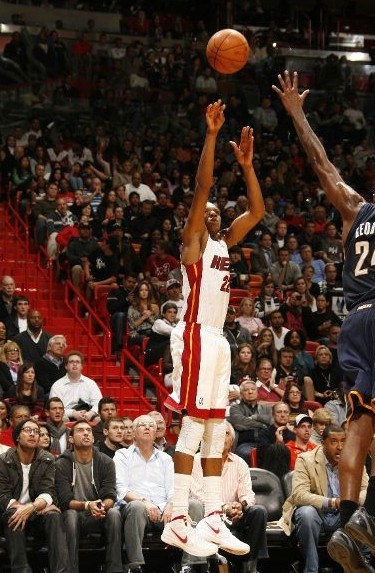 将目光投入 将目光投入