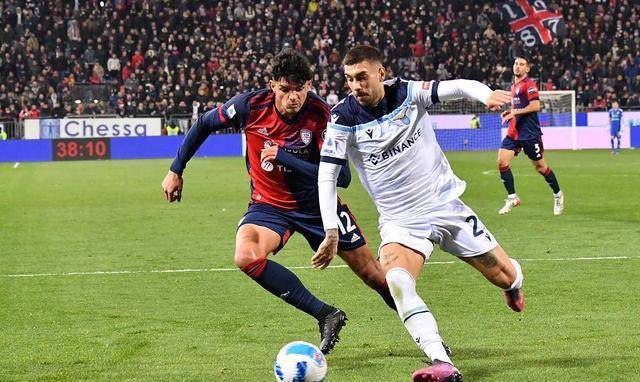 但两者之间 但两者之间