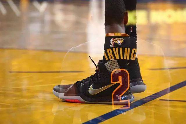 以两步横带 以两步横带