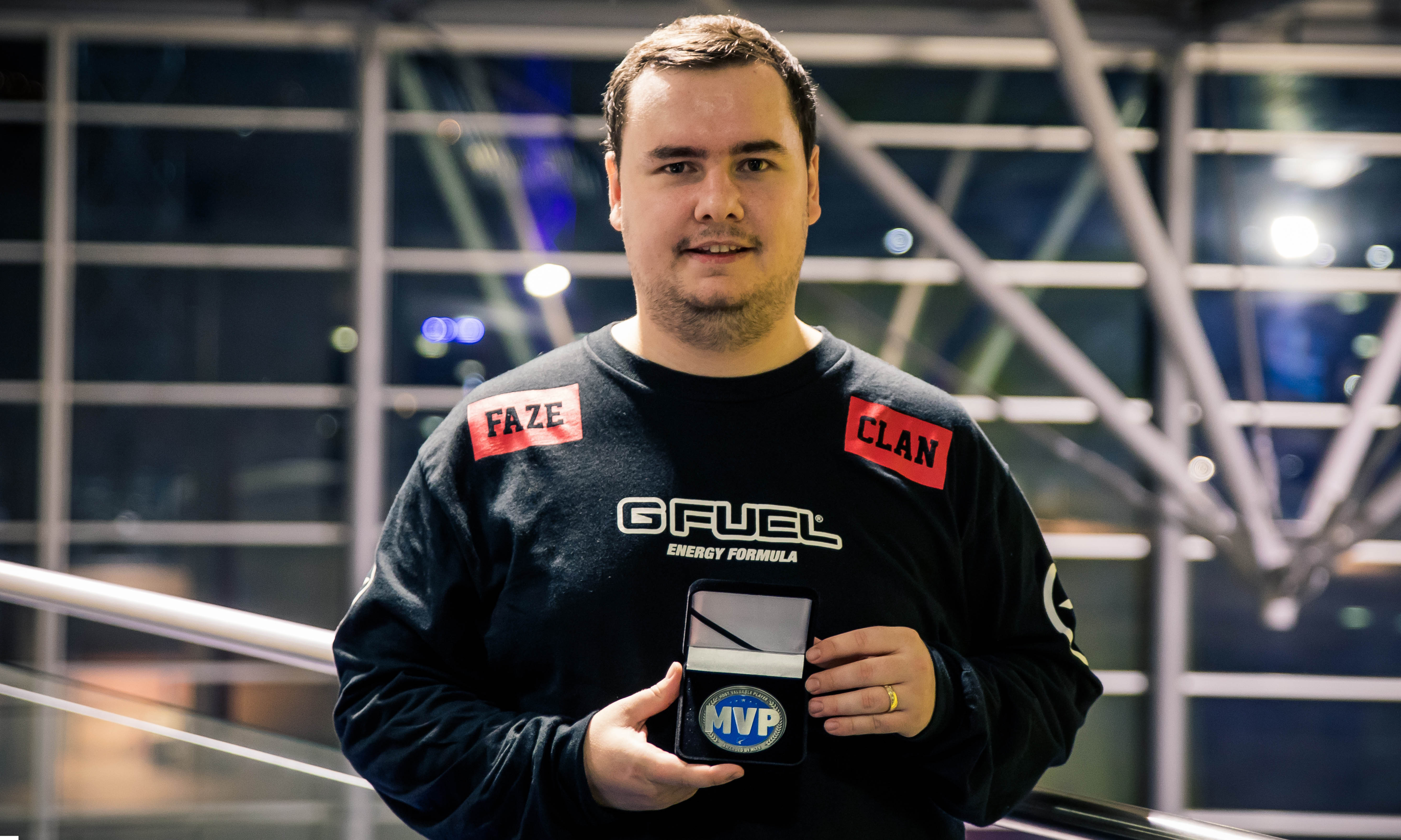 破大马男双 破大马男双